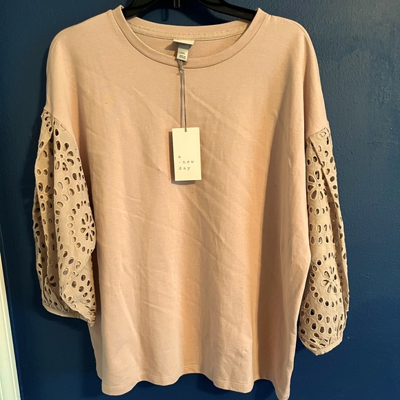 Plus Size Blouse by Target a new day - Picture 1 of 3